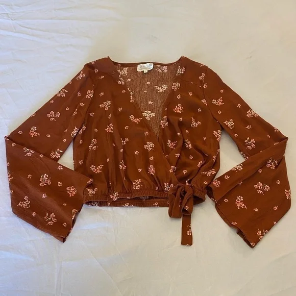 WE MY PEOPLE Blouse - Picture 3 of 8